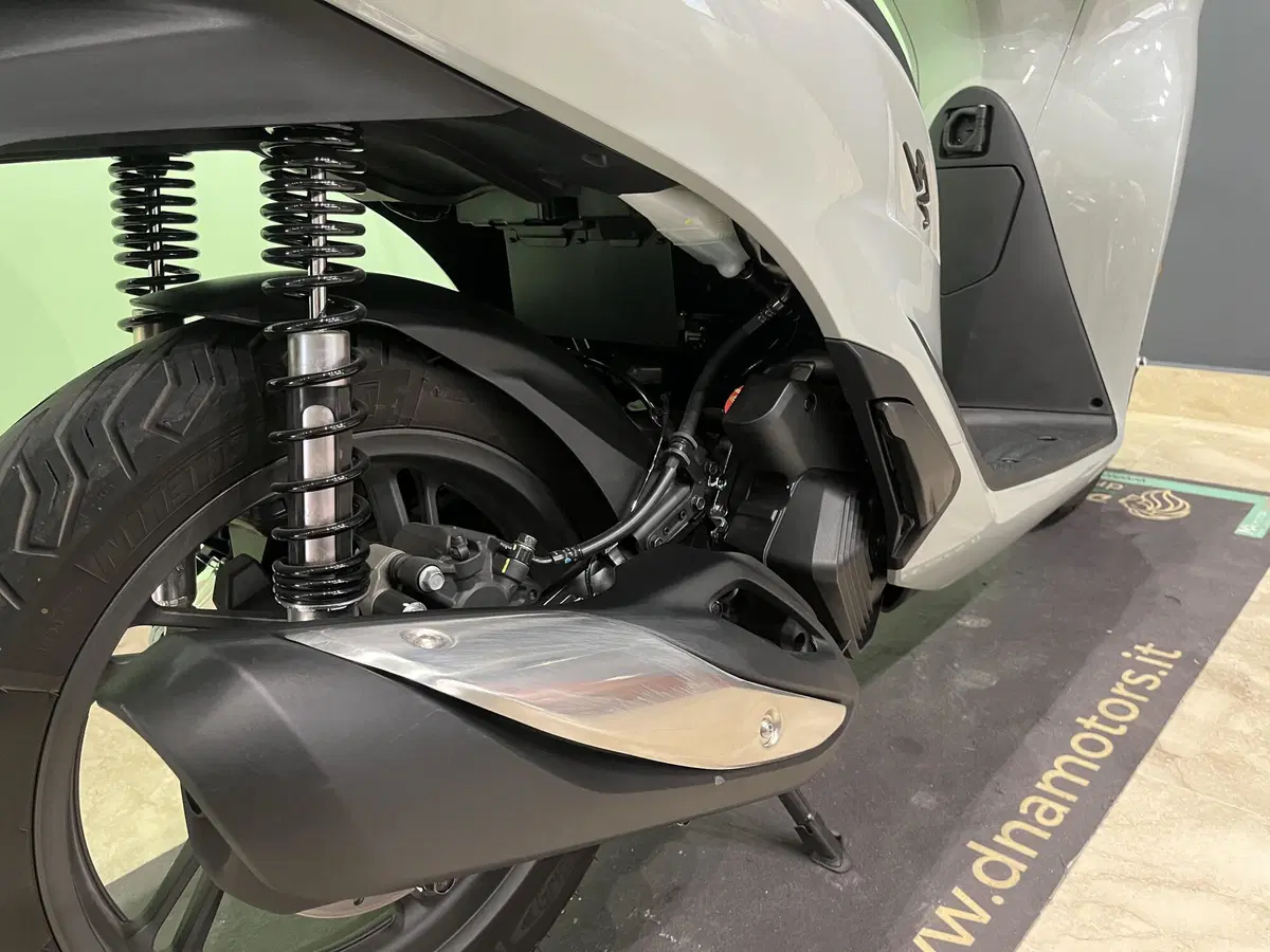 Honda SH 150i (2024 - 25) (19)