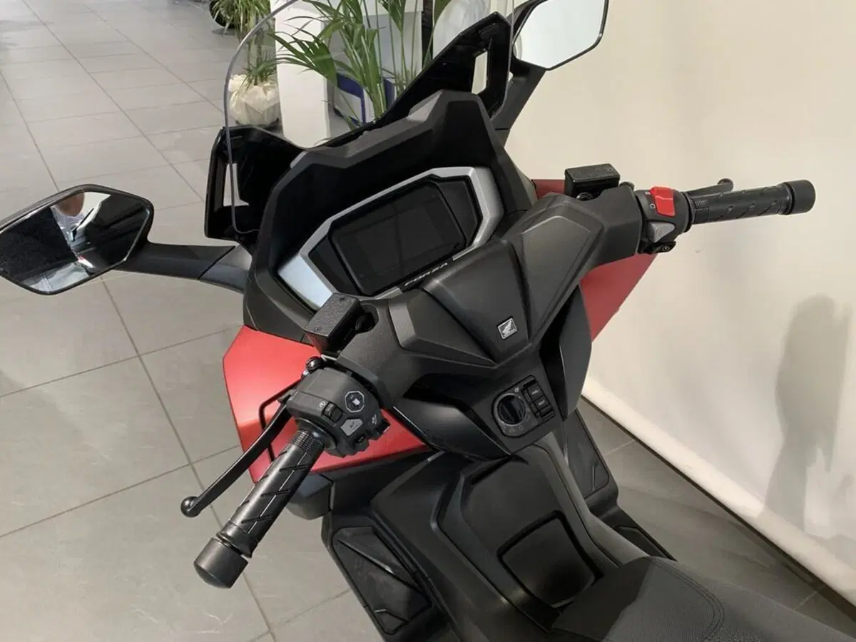 Honda Forza 350 (2022 - 24) (4)