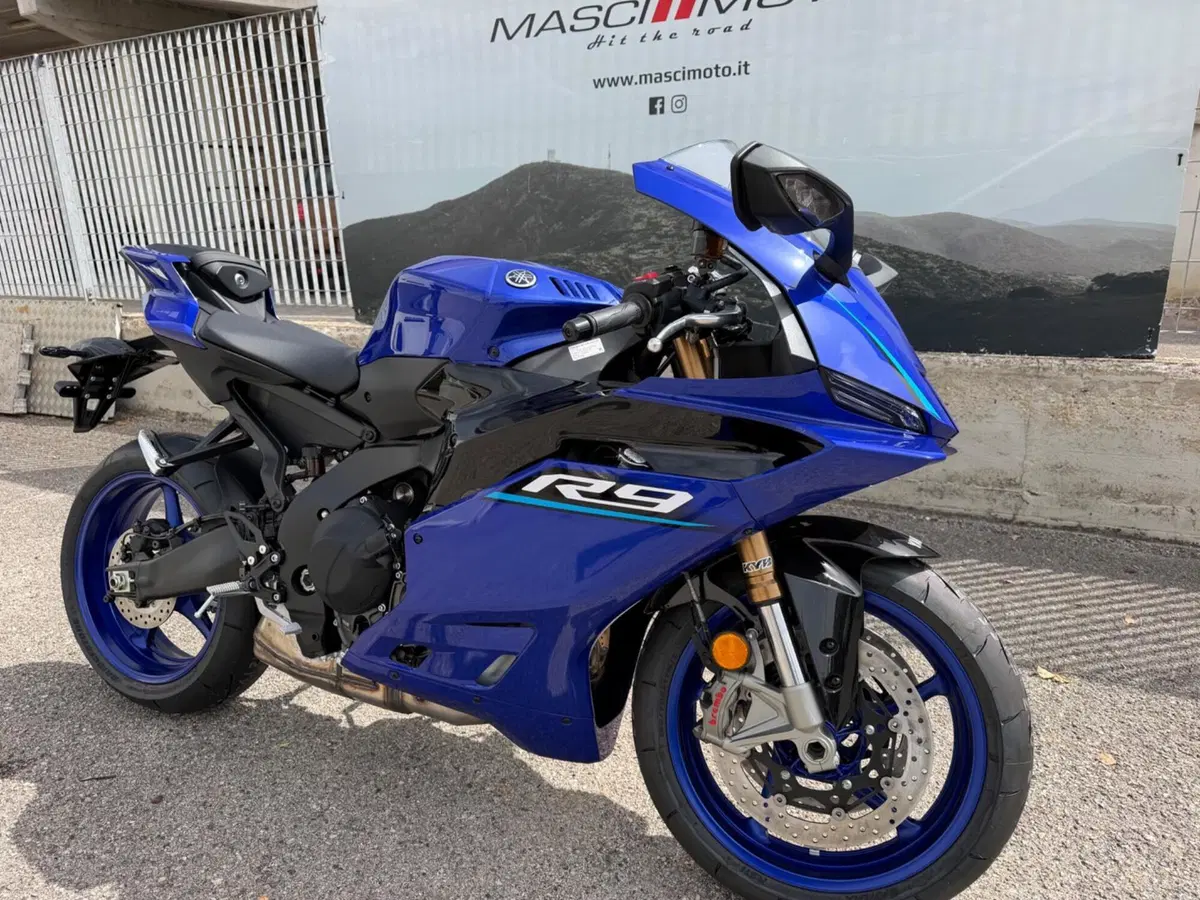 Yamaha YZF R9 (2025 - 26) (2)