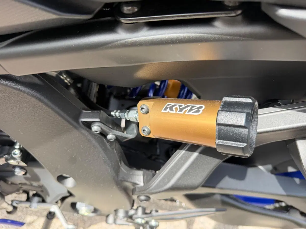 Yamaha YZF R9 (2025 - 26) (6)