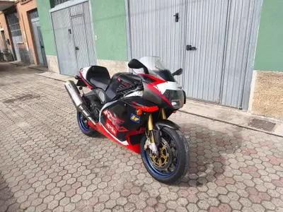 Aprilia RSV 1000 R (2001 - 02) usata