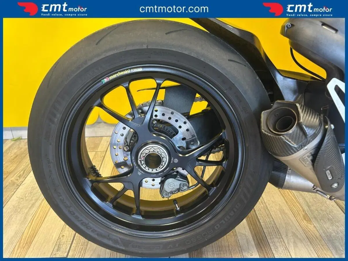 Ducati Streetfighter V4 1100 S (2020) (6)