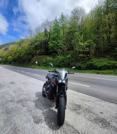 Yamaha MT-09 (2017 - 20) usata