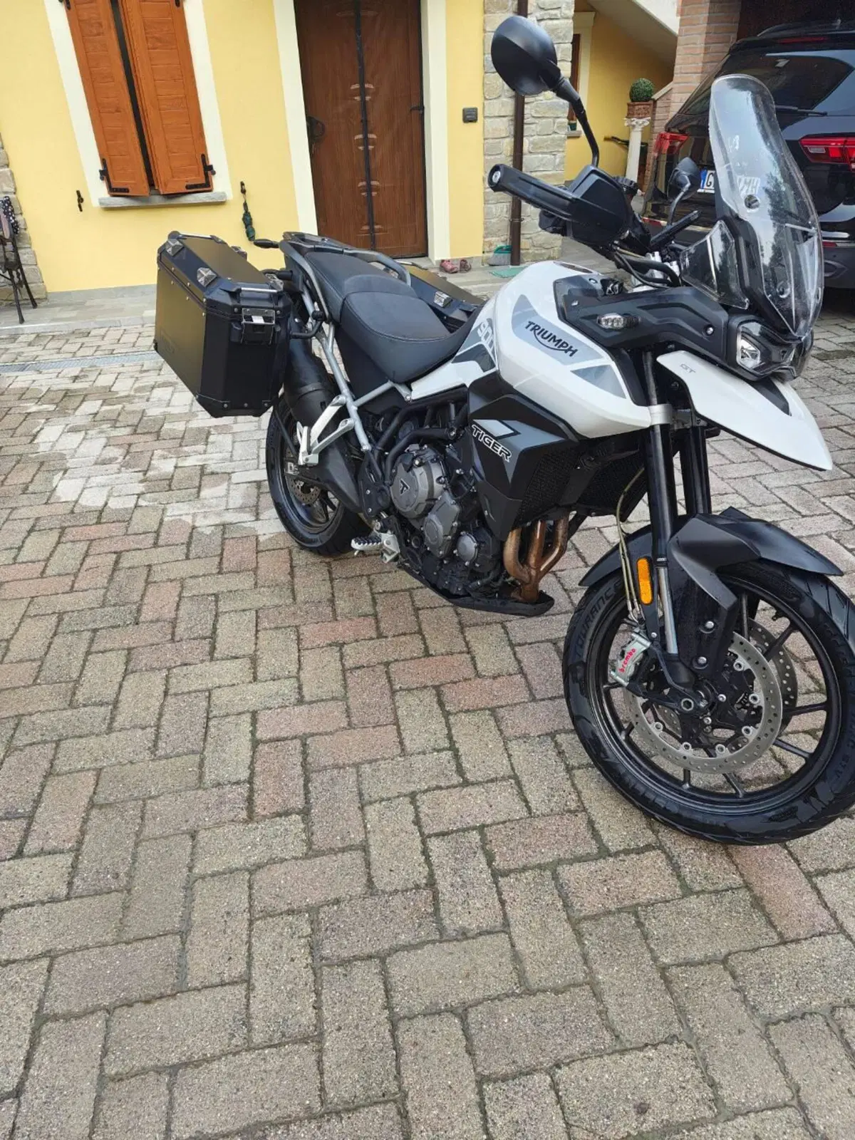 Triumph Tiger 900 GT (2020 - 23) (2)