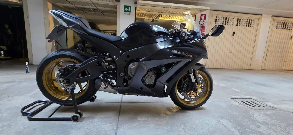 Kawasaki Ninja 1000 ZX-10R (2011 - 15) (2)