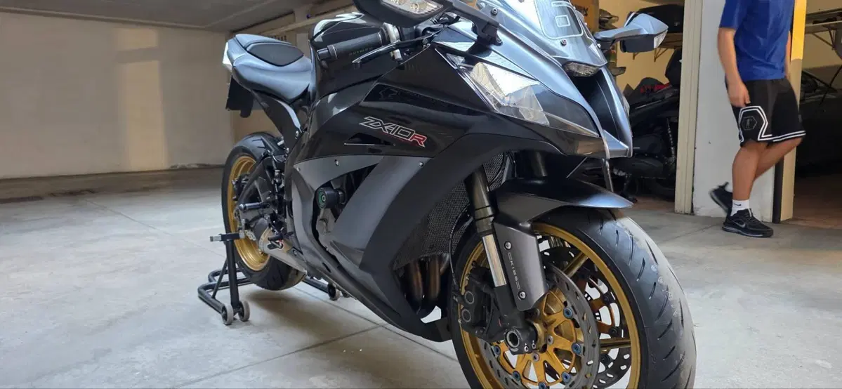 Kawasaki Ninja 1000 ZX-10R (2011 - 15) (8)