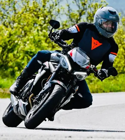 Triumph Street Triple RS (2020 - 22) usata