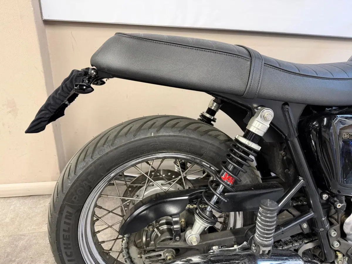 Triumph Bonneville T100 (2001 - 07) (7)
