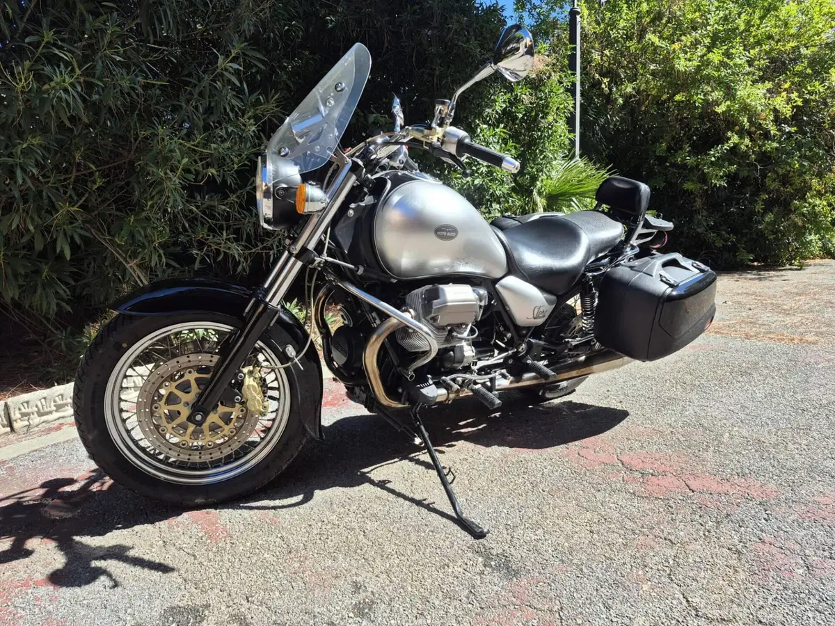 Moto Guzzi California Stone