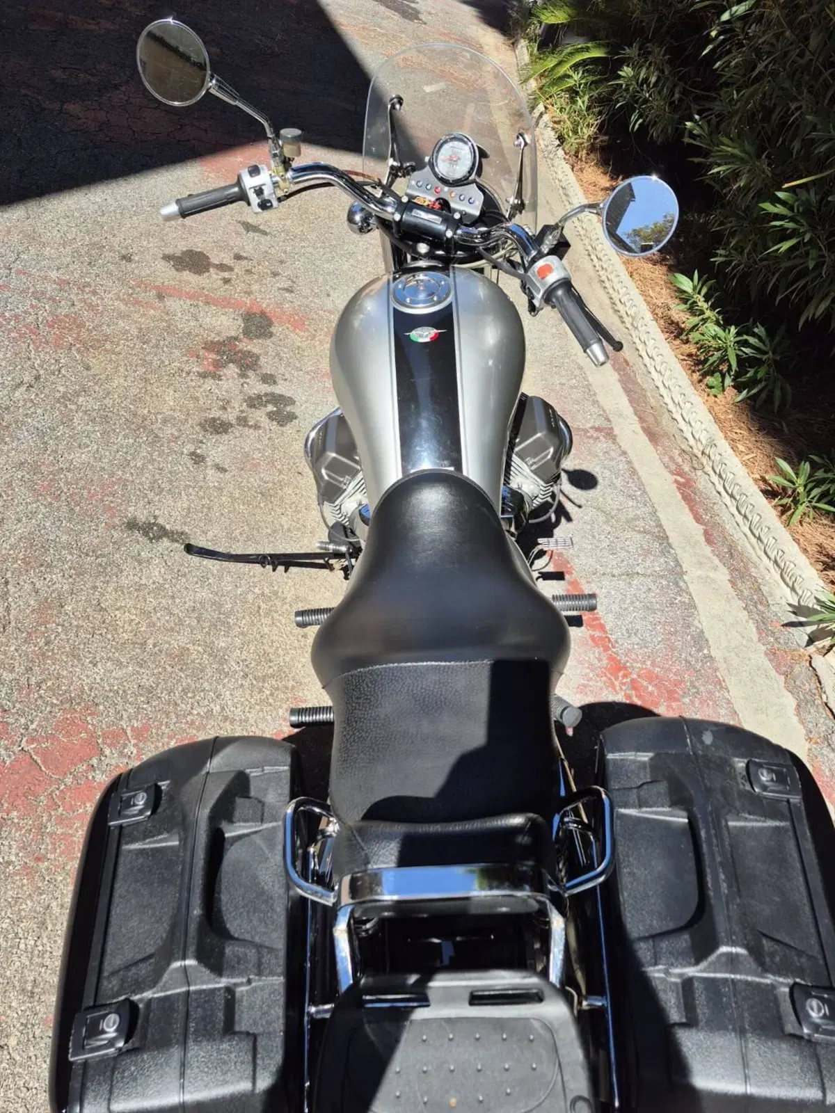 Moto Guzzi California Stone (4)