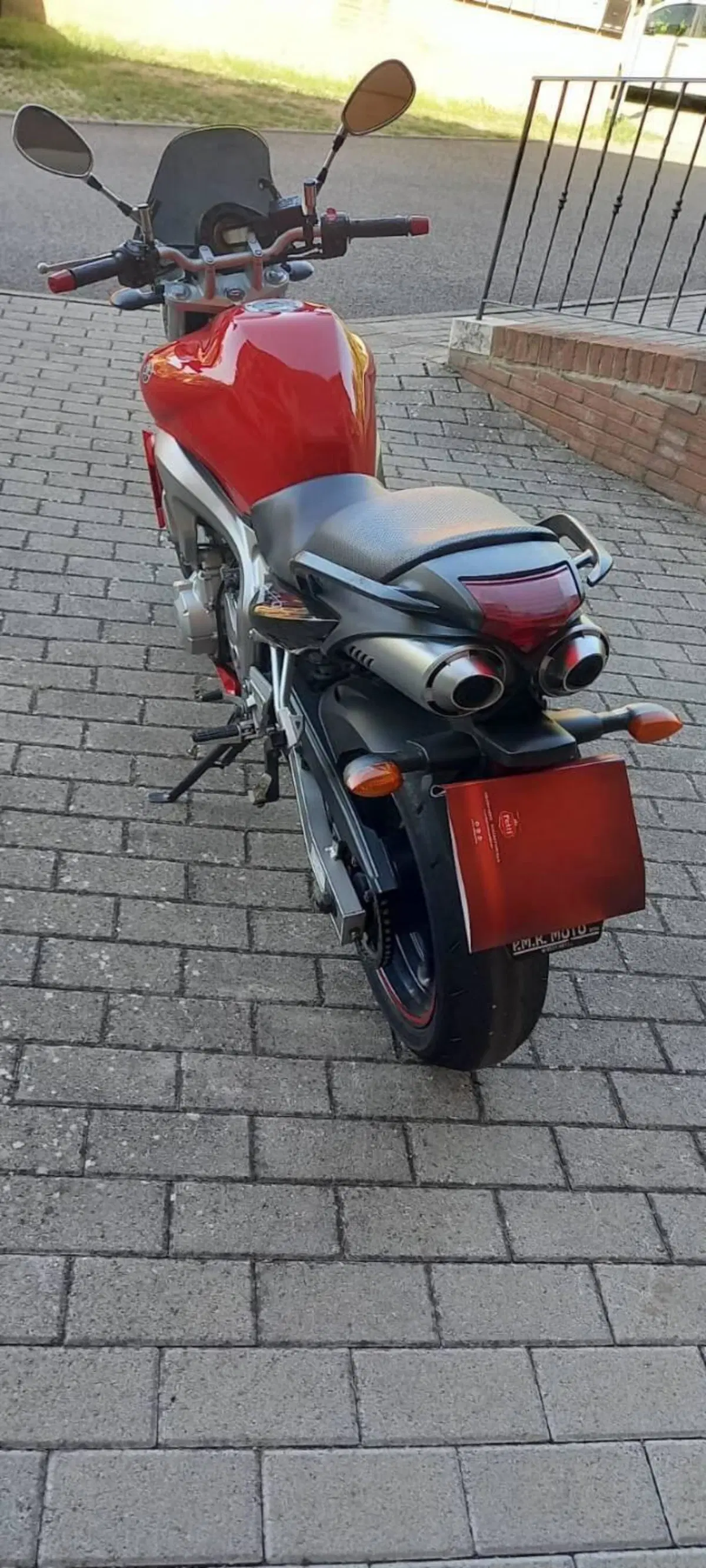 Yamaha FZ6 (2004 - 07) (3)