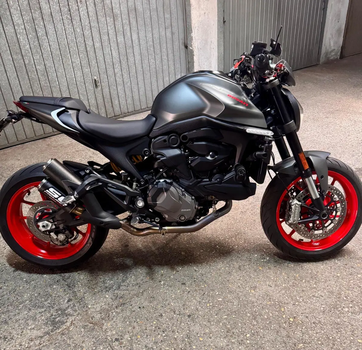 Ducati Monster 937 + (2021 - 25)