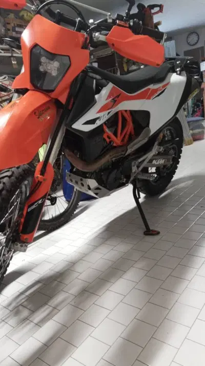 KTM 690 Enduro R (2019 - 20) usata