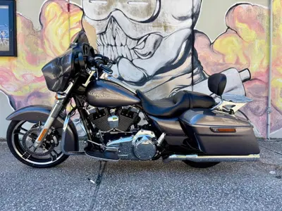 Harley-Davidson 1690 Street Glide Special (2014 - 16) - FLHX usata