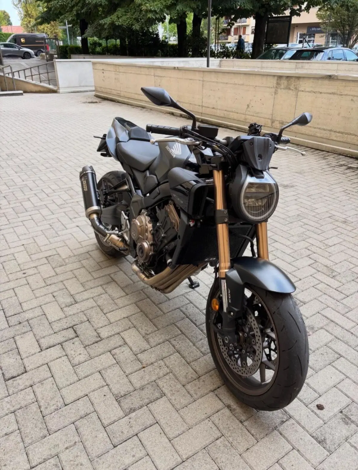 Honda CB 650 R (2024 - 25) (4)