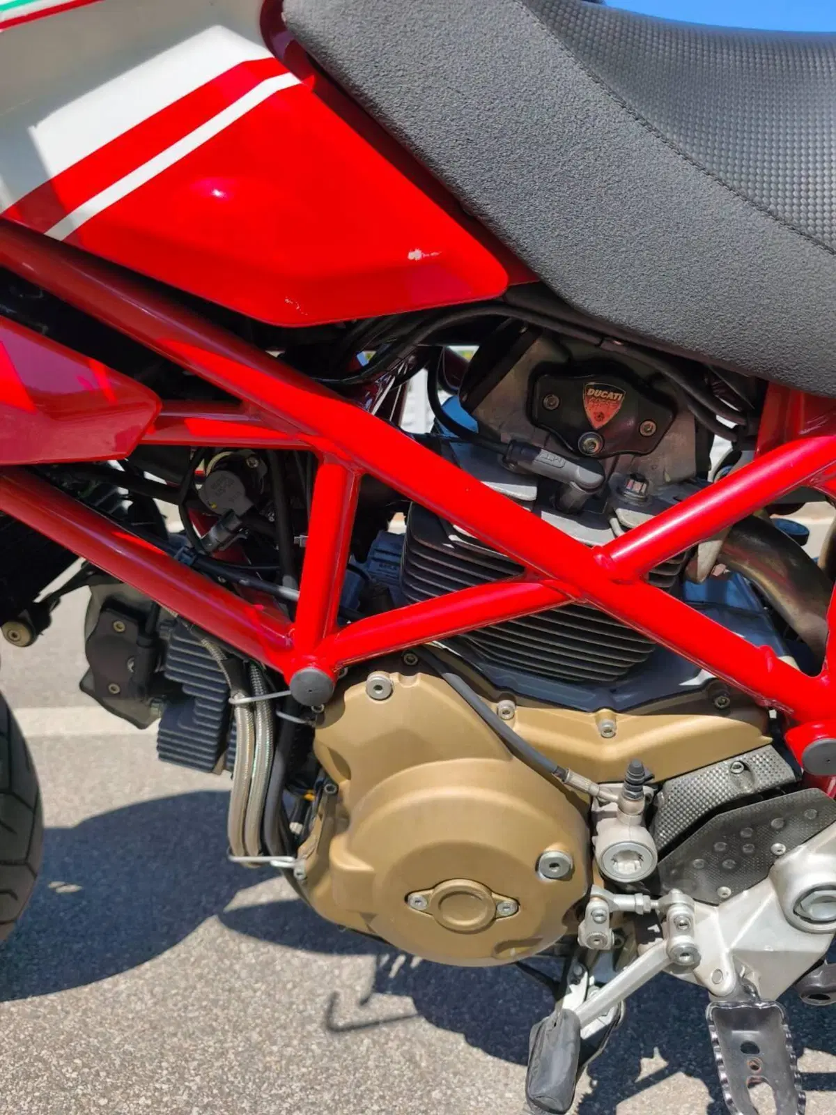 Ducati Hypermotard 1100 S (2007 - 09) (5)