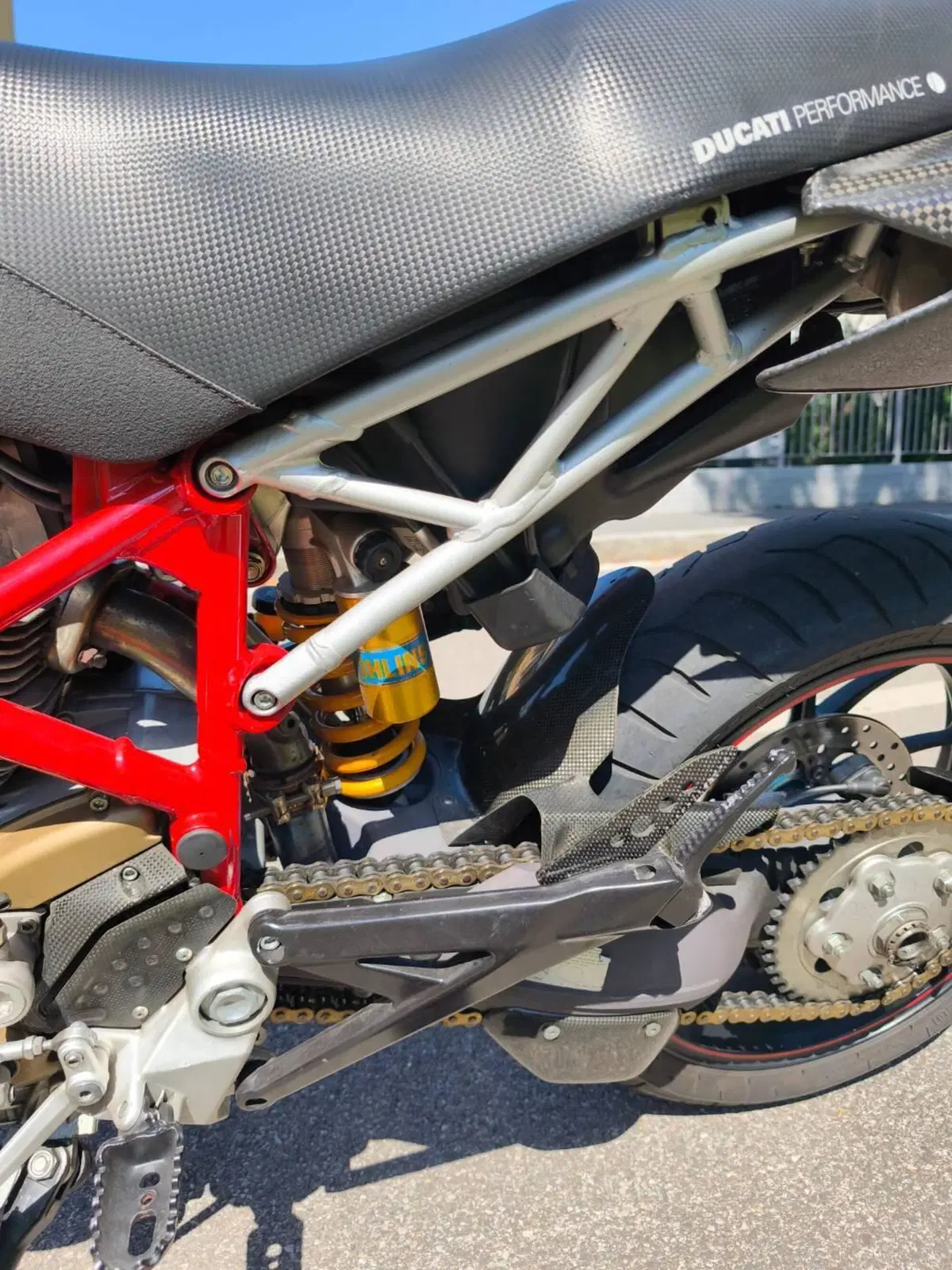 Ducati Hypermotard 1100 S (2007 - 09) (6)