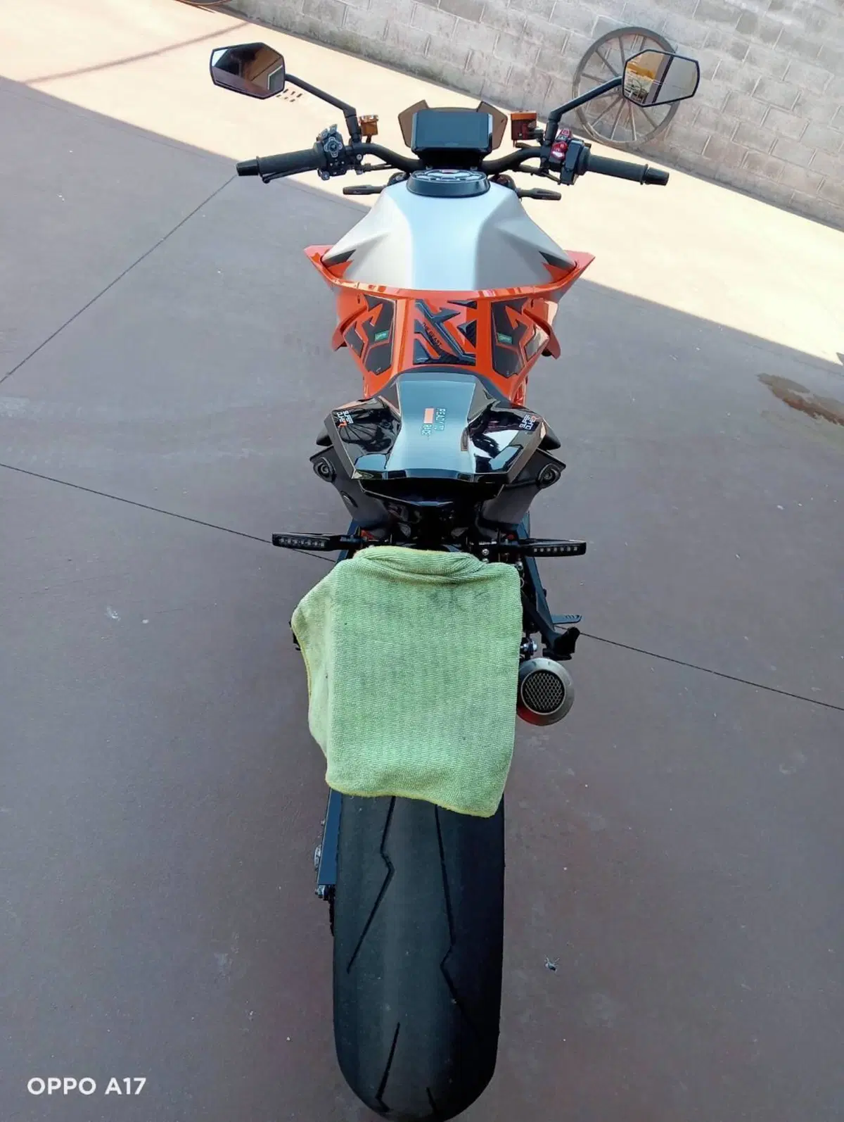 KTM 1290 Super Duke R (2021 - 23) (3)