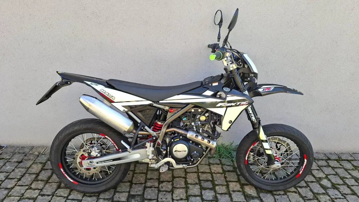 Fantic Motor XMF 125 Motard Performance 4t (2021 - 22) (2)