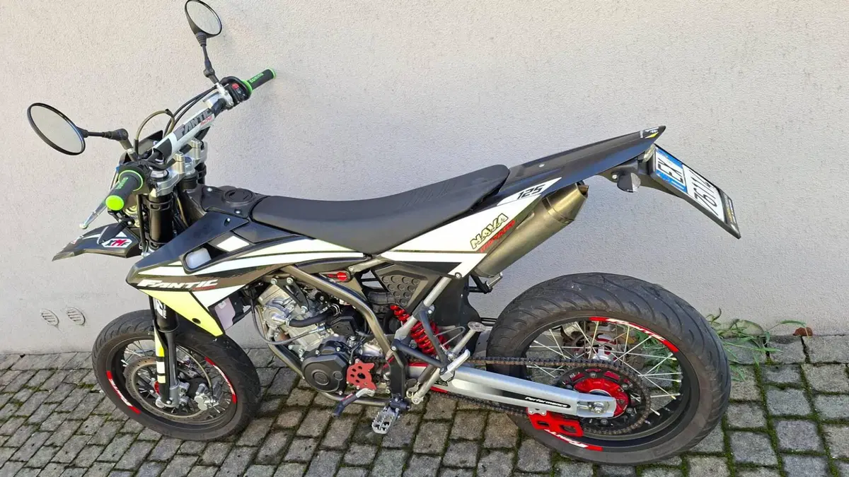 Fantic Motor XMF 125 Motard Performance 4t (2021 - 22) (3)