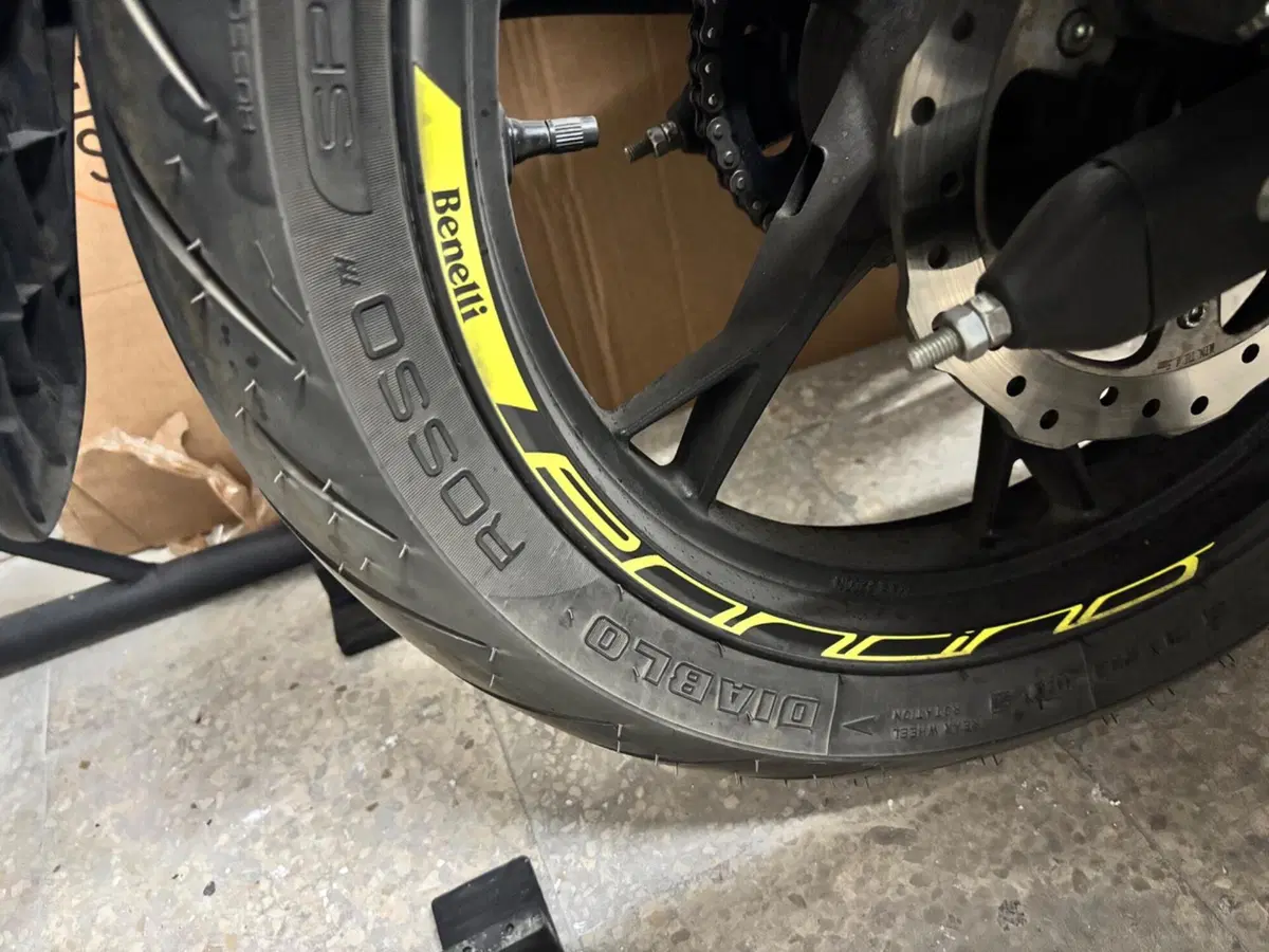 Benelli Leoncino 125 (2022 - 25) (10)