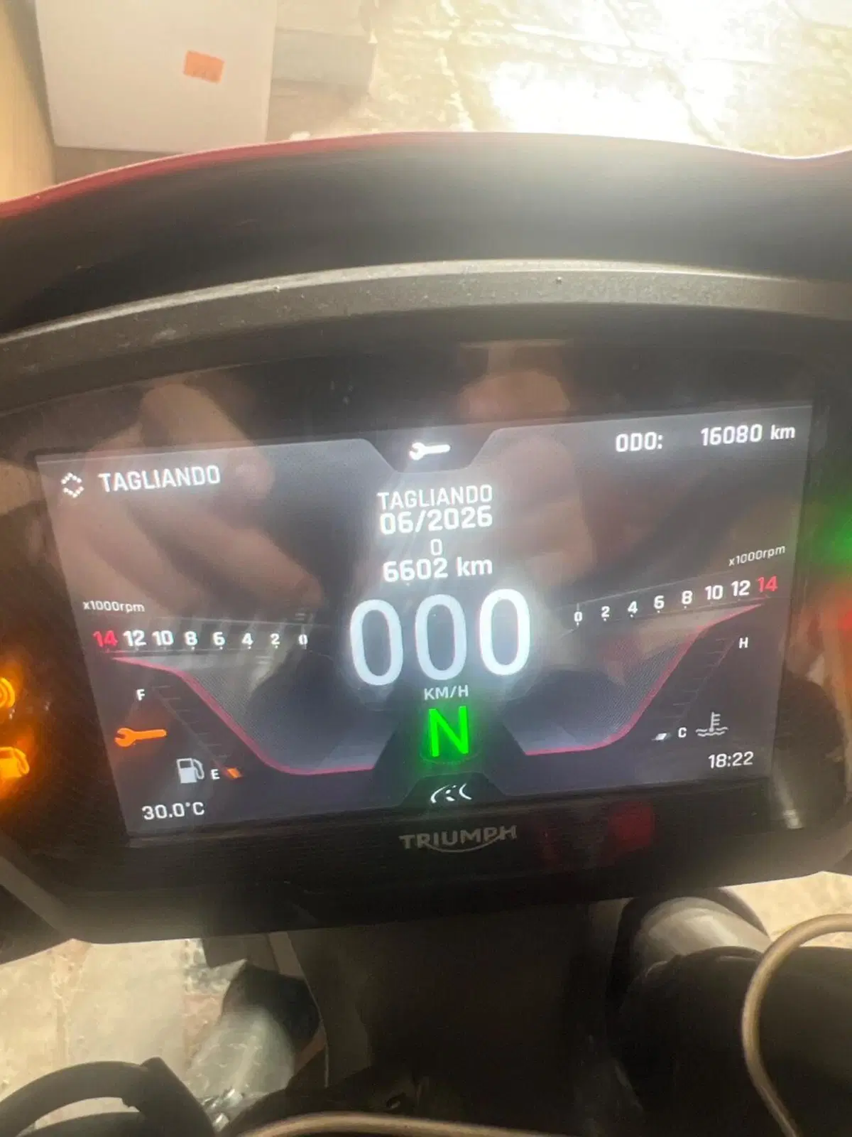 Triumph Street Triple 765 RS (2023 - 26) (2)