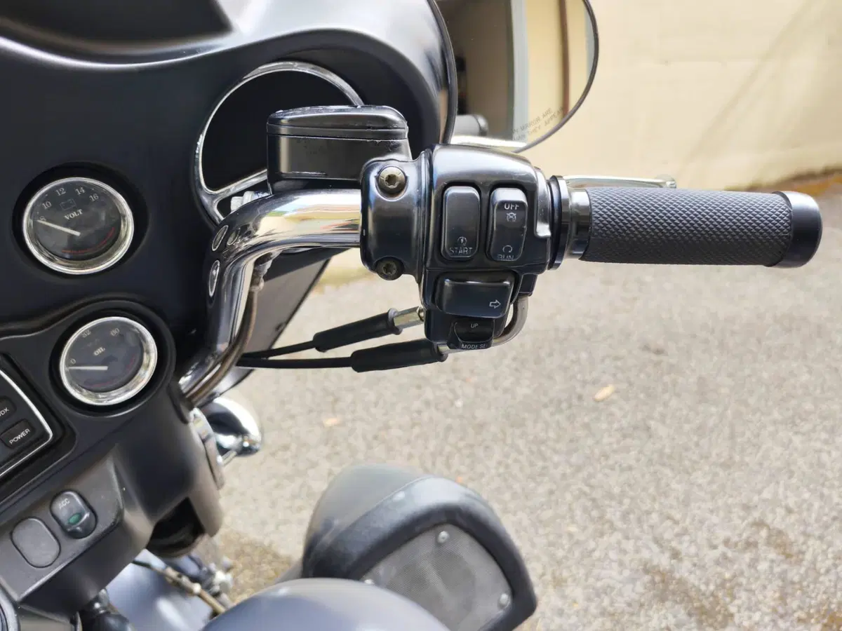Harley-Davidson 1450 Electra Glide Classic (2002) - FLHTC (9)