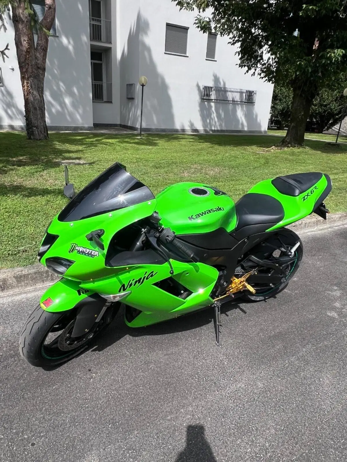 Kawasaki Ninja 600 ZX-6R (2007 - 08) (2)
