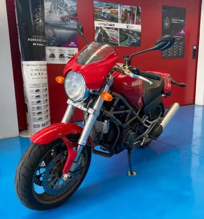 Ducati Monster 900 I.E. (1999 - 02) usata