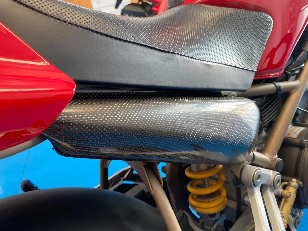 Ducati Monster 900 I.E. (1999 - 02) (7)