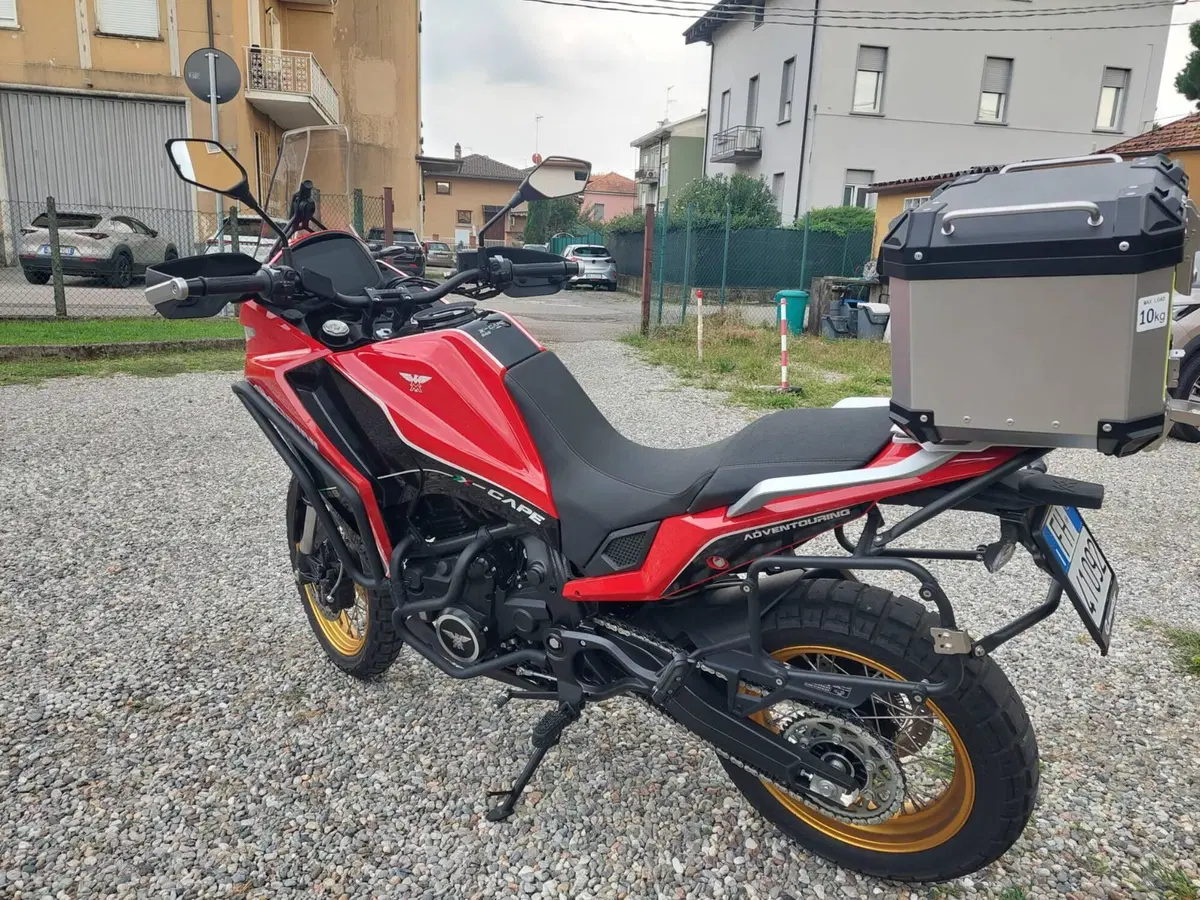 Moto Morini X-Cape 650 Gold Wheels Edition (2022 - 26) (9)