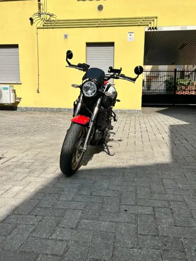 Yamaha XSR 700 (2021) usata