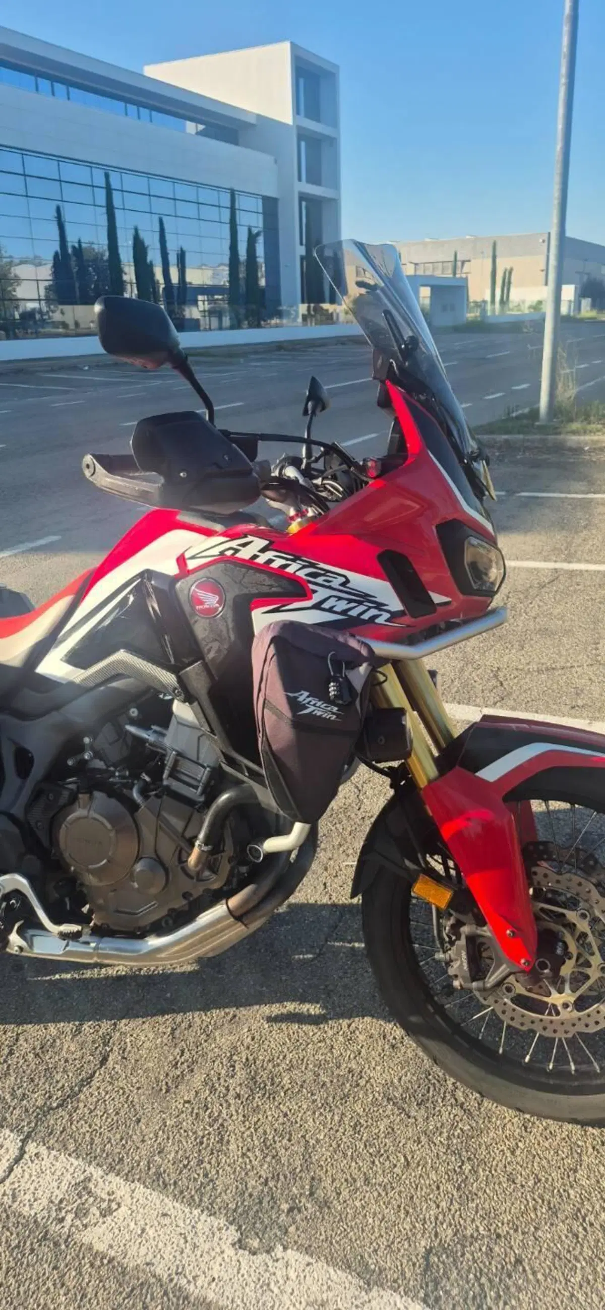 Honda Africa Twin CRF 1000L ABS Travel Edition (2016 - 17) (6)