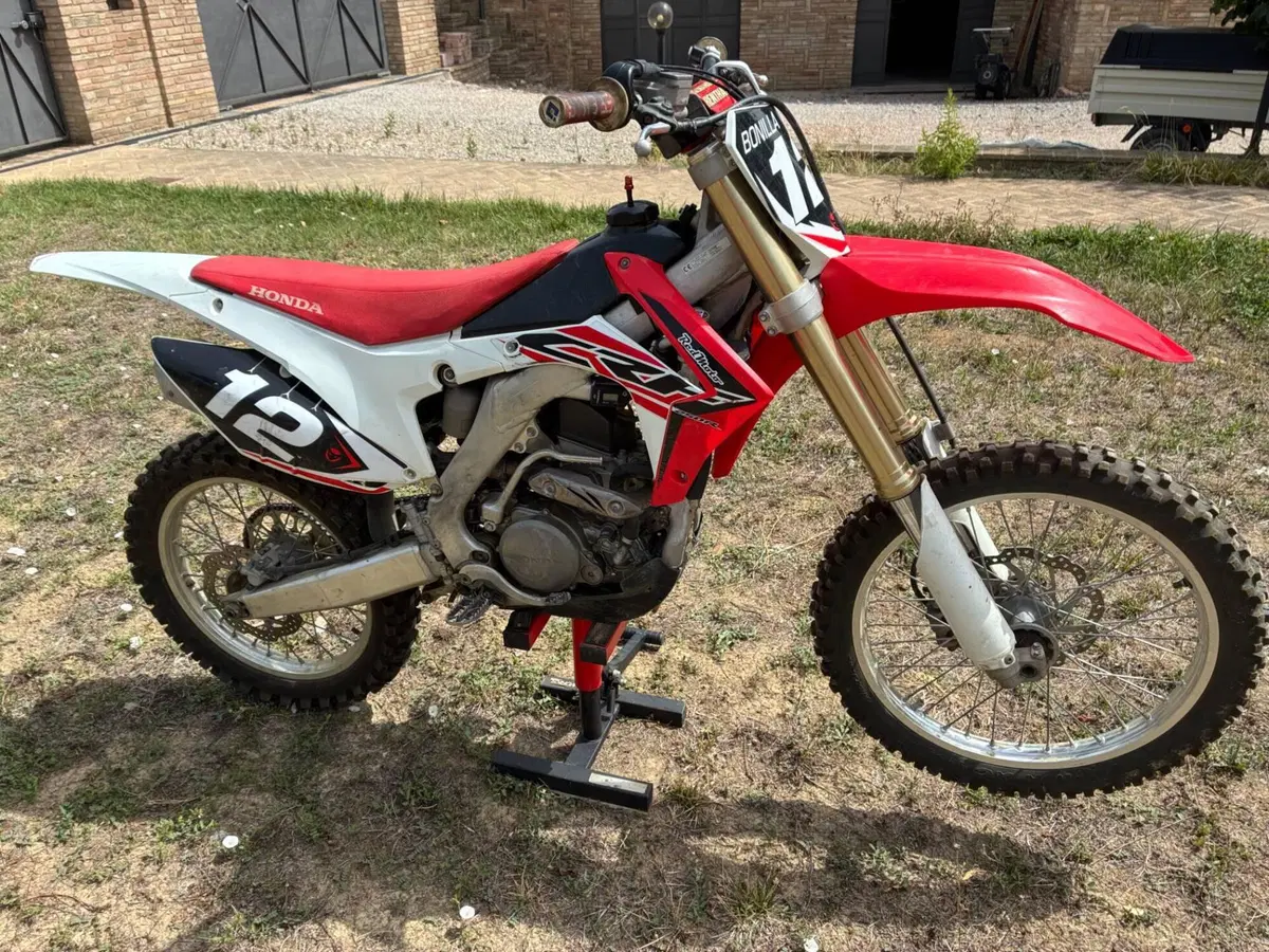Honda CRF 250R (2017) (2)