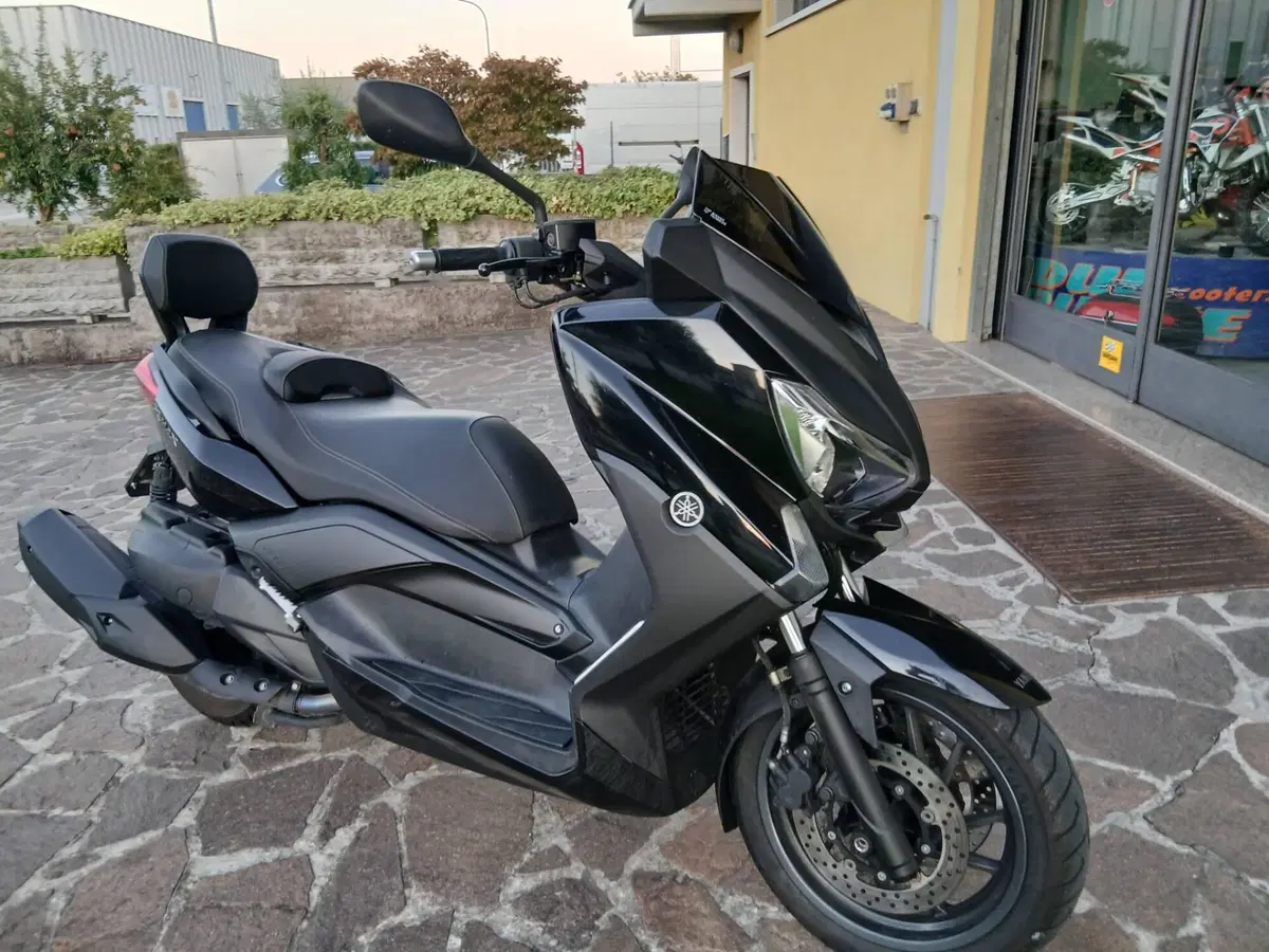 Yamaha X-Max 400 (2013 - 16) (4)