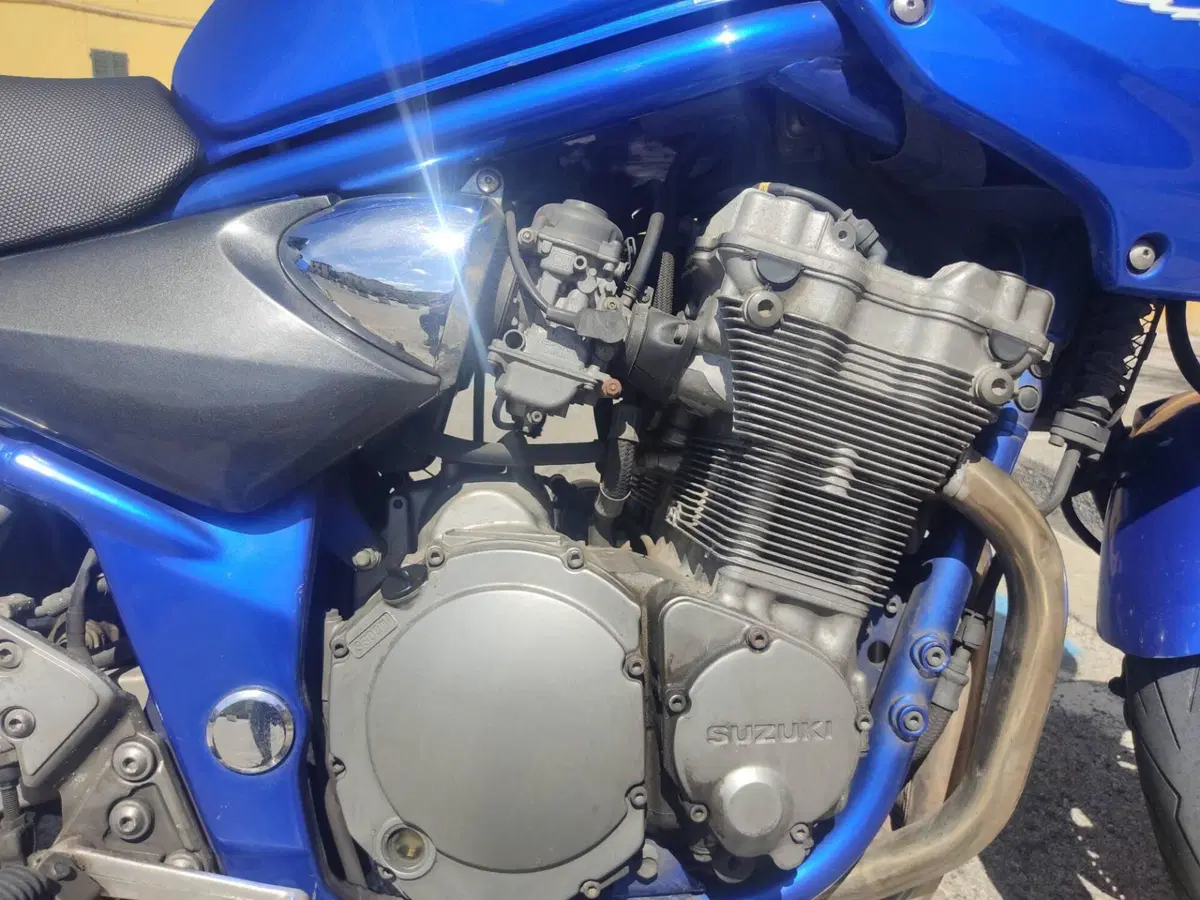 Suzuki GSF 600 Bandit S (2000 - 05) (5)