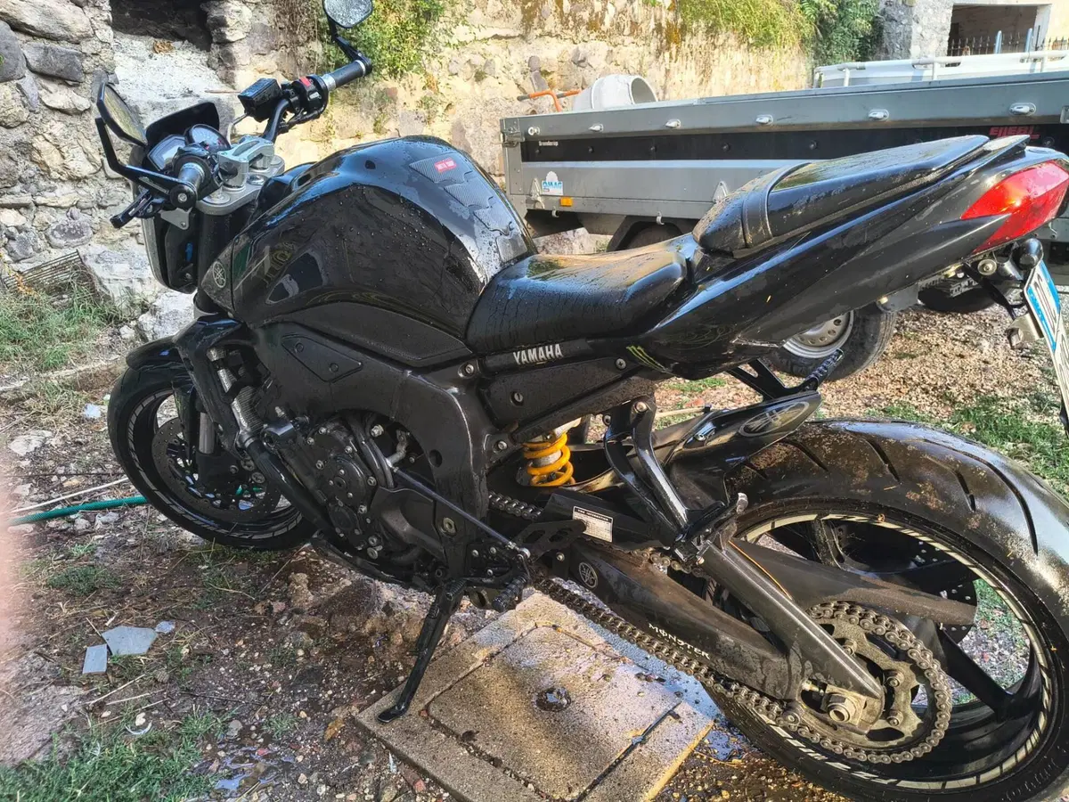Yamaha FZ1 (2006 - 16) (3)