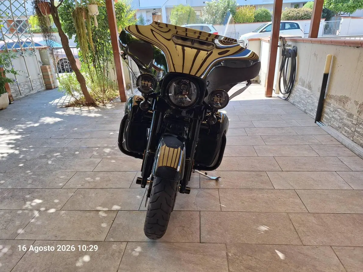 Harley-Davidson 114 Electra Glide Ultra Limited (2021 - 22) - FLHTK (3)