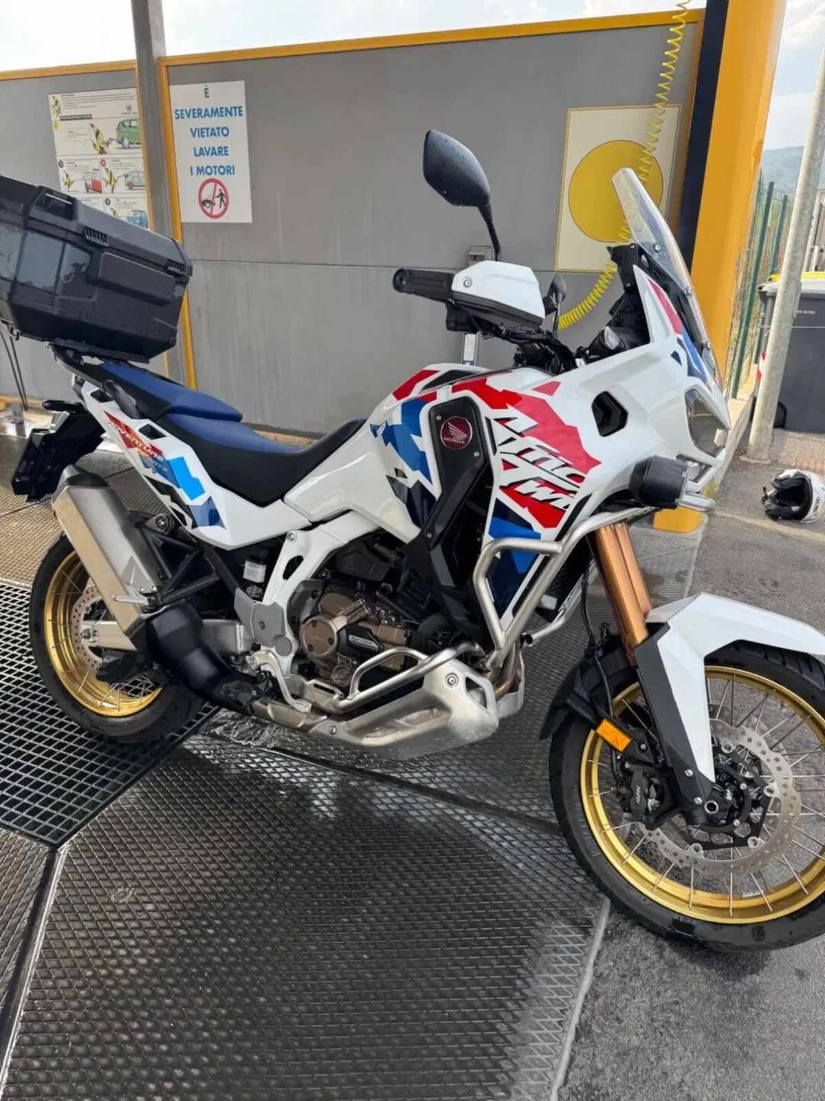 Honda Africa Twin CRF 1100L Adventure Sports (2024 - 26) (3)