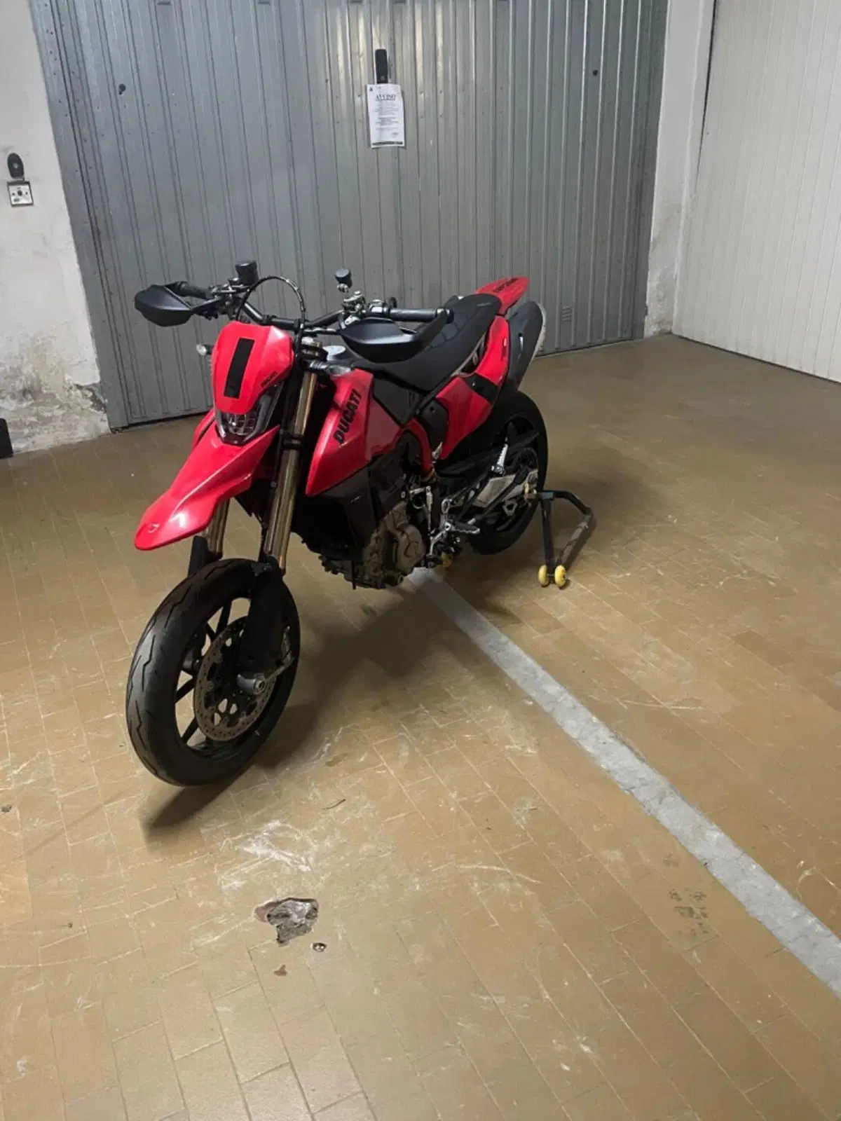 Ducati Hypermotard 698 Mono (2024 - 26) (7)