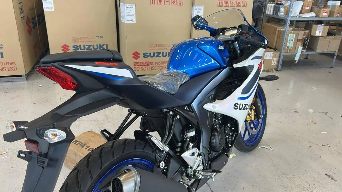 Suzuki GSX-R125 (2026) (3)