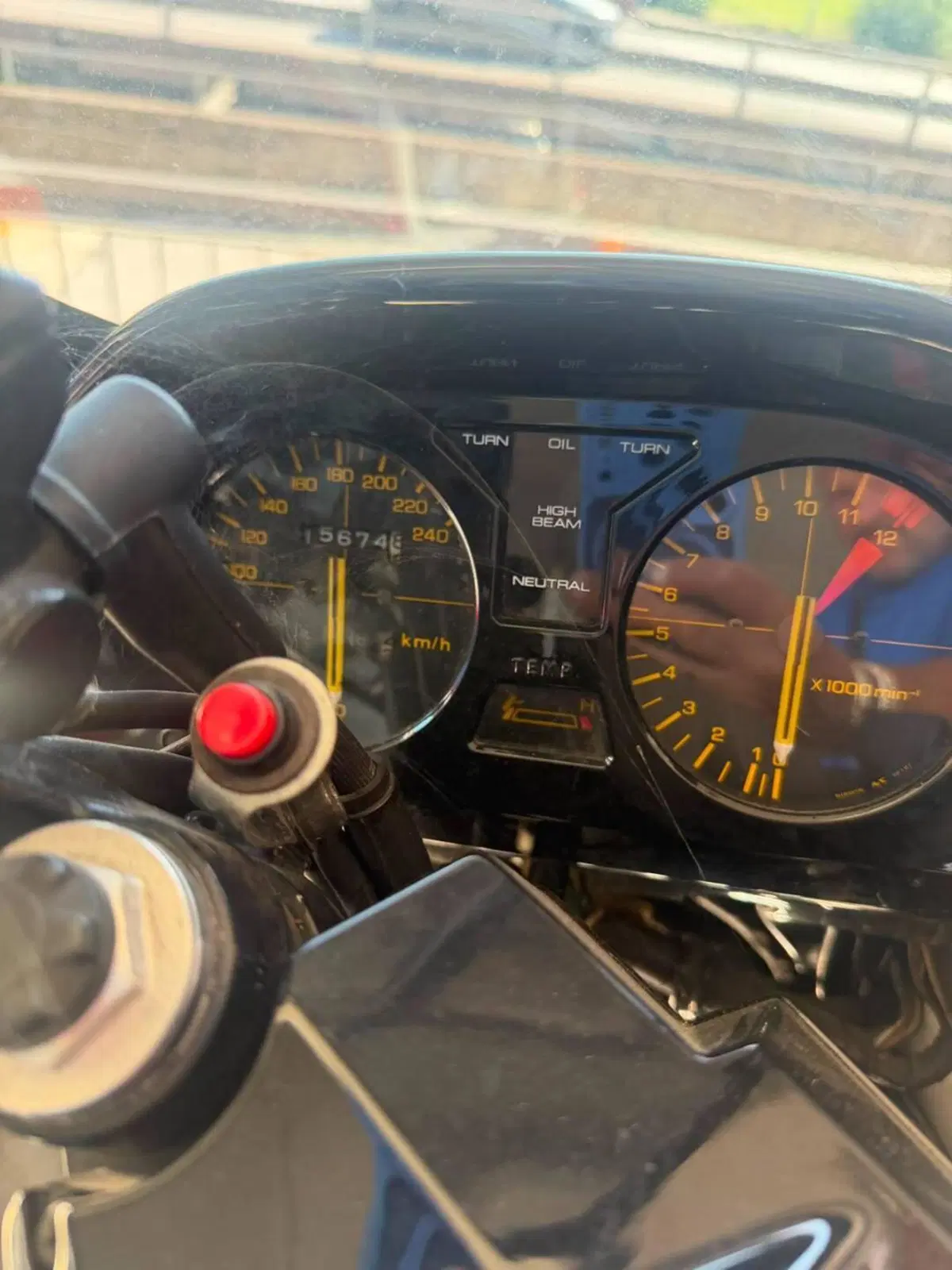 Honda  n°2  VF500F  (5)