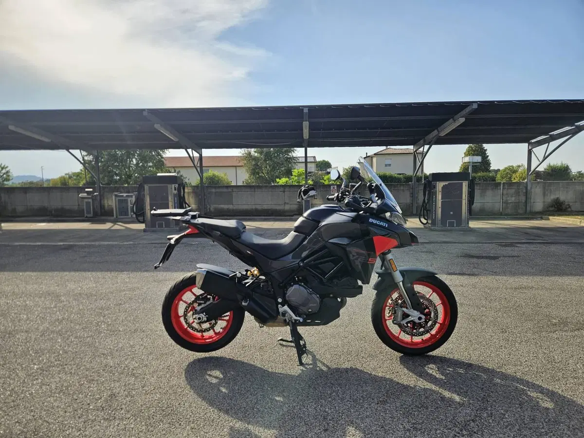 Ducati Multistrada V2 S (2022 - 24) (3)