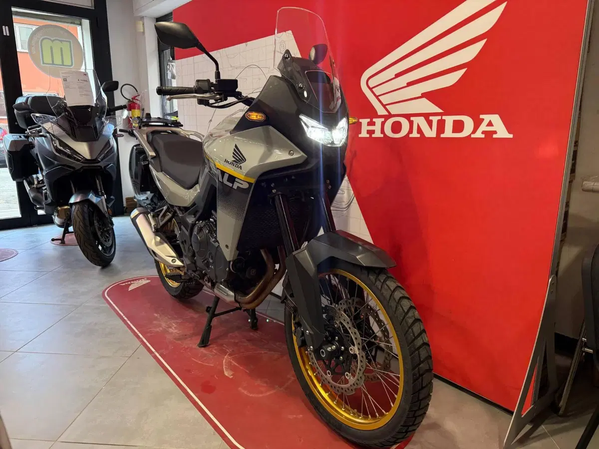 Honda Transalp XL750 (2025) (4)