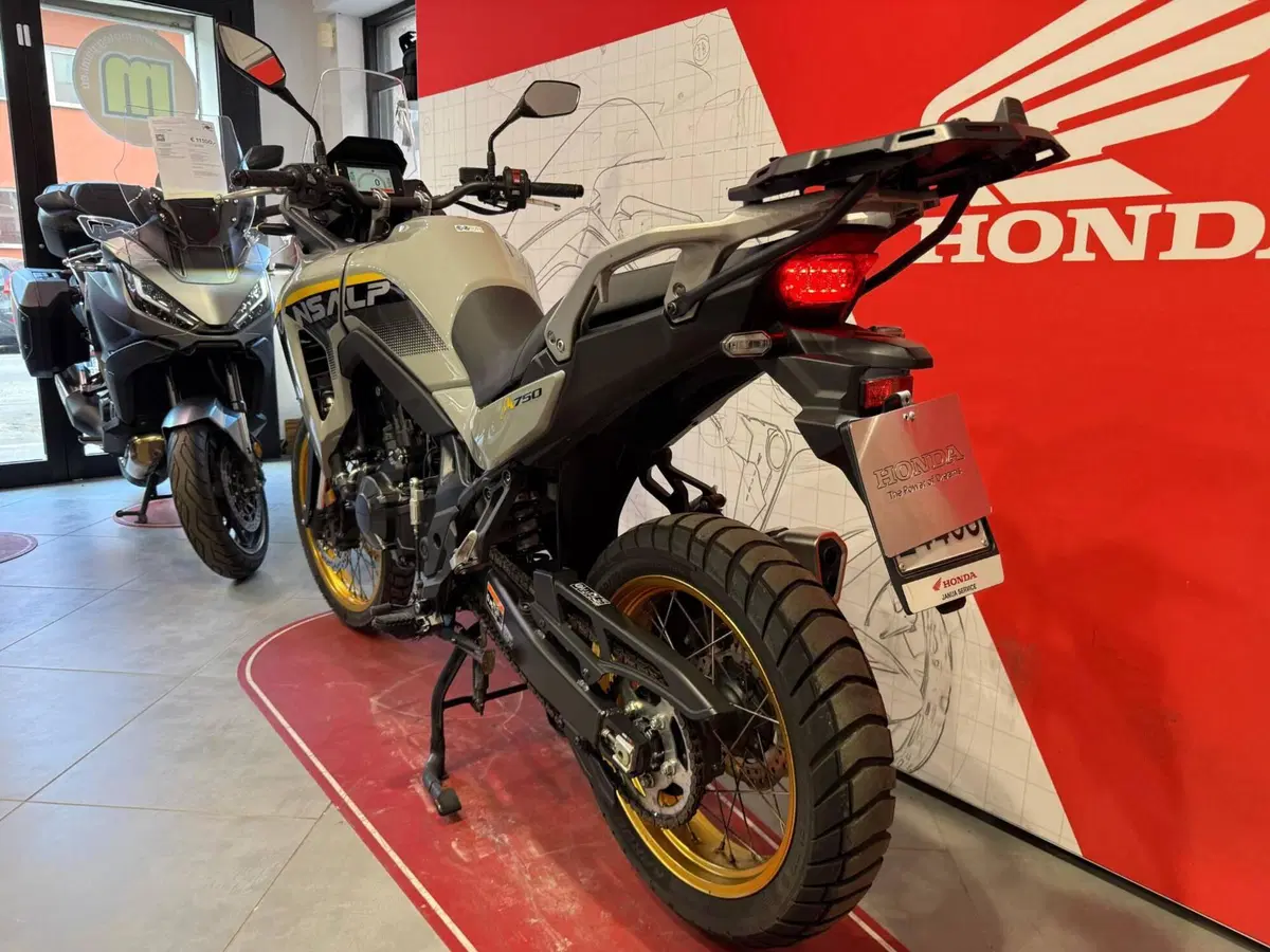 Honda Transalp XL750 (2025) (5)