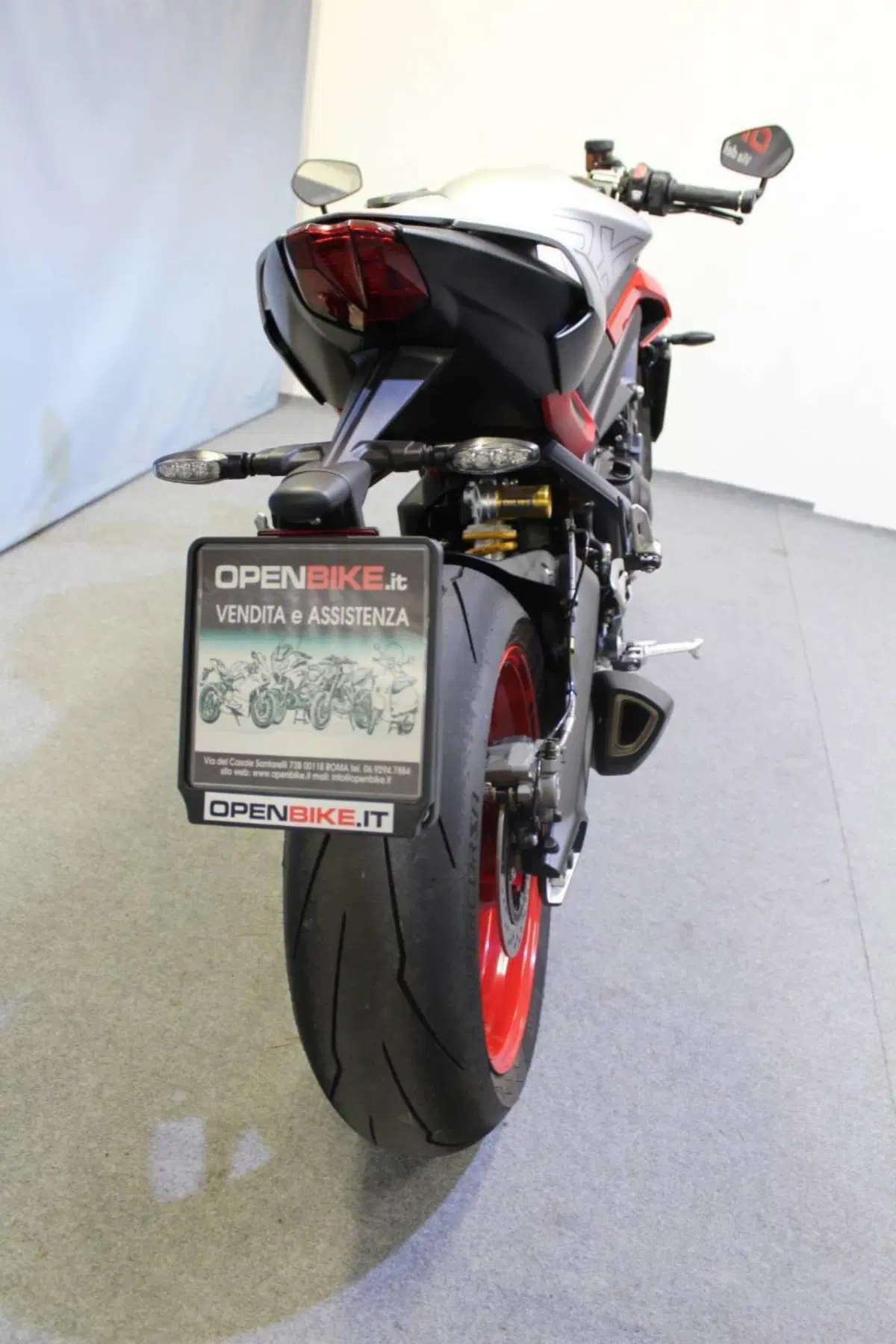 Triumph Street Triple 765 RX (2026) (3)