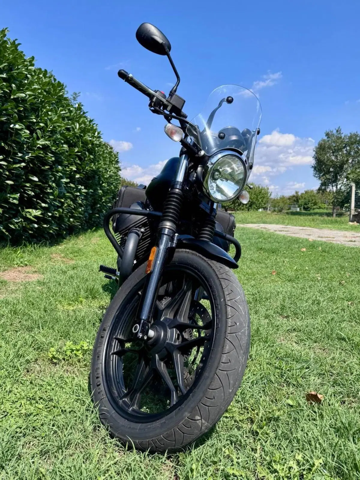 Moto Guzzi V7 III Stone (2017 - 20) (3)
