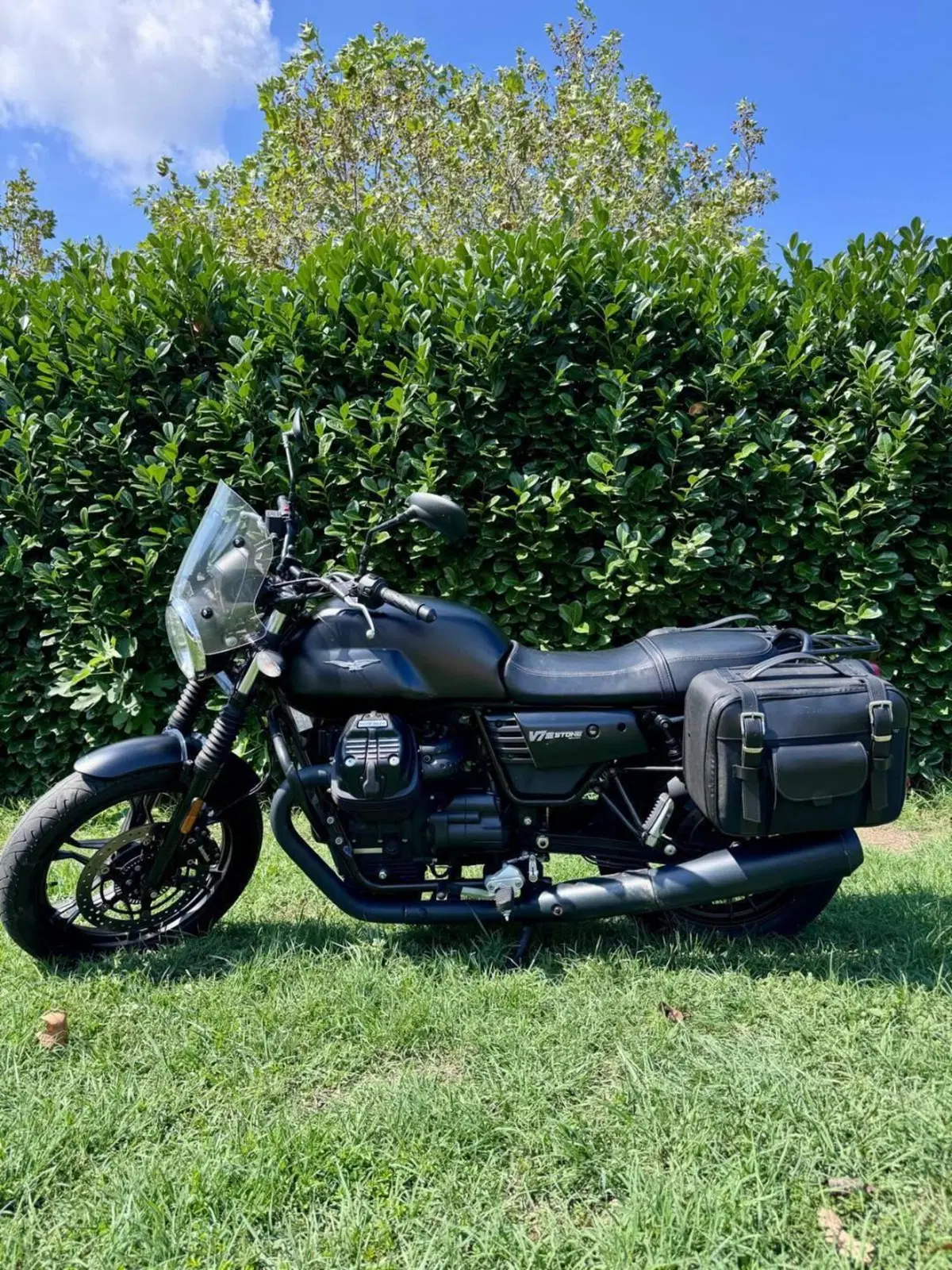 Moto Guzzi V7 III Stone (2017 - 20)