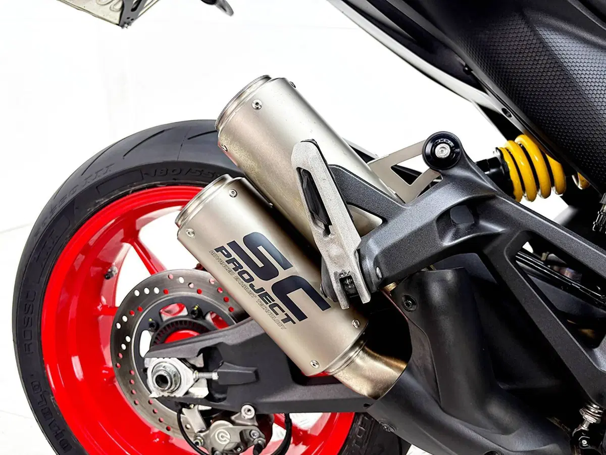 Ducati Monster 937 + (2021 - 25) (6)