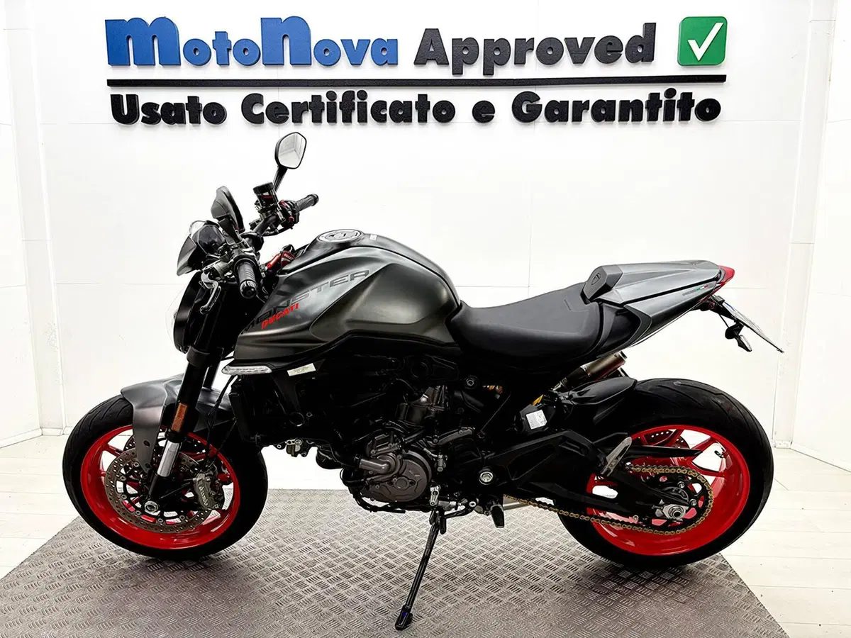 Ducati Monster 937 + (2021 - 25) (2)